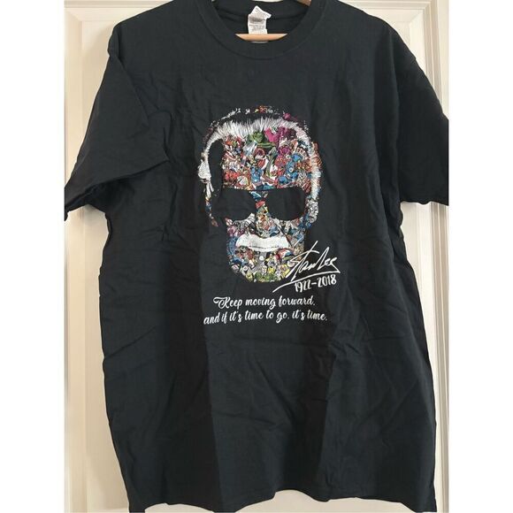 Marvel T-shirt size Large - Picture 1 of 2